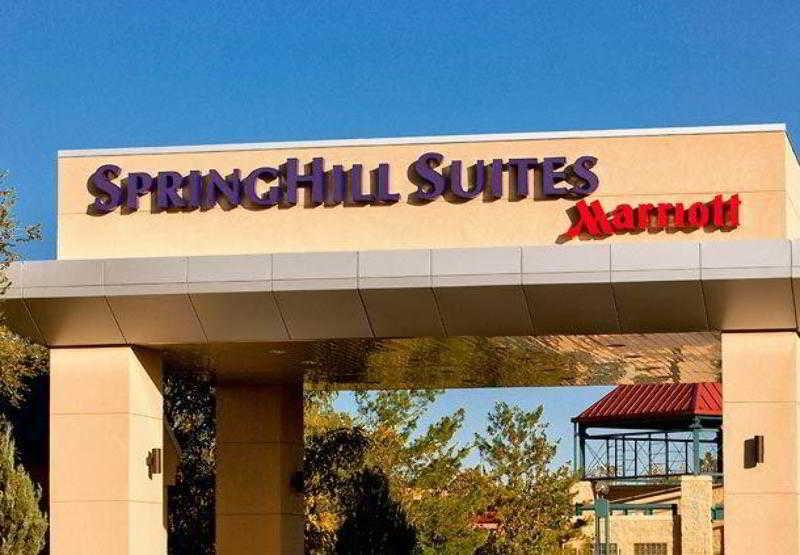 Springhill Suites By Marriott Lawrence Downtown Bagian luar foto
