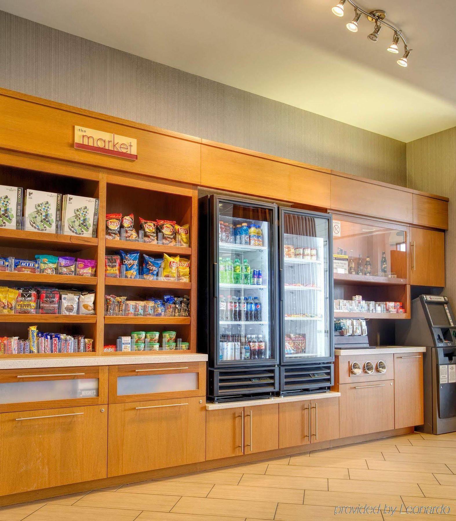 Springhill Suites By Marriott Lawrence Downtown Bagian luar foto